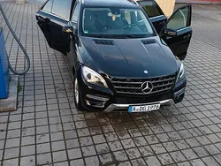 Schwarz Gebraucht 2013 Mercedes ML250 SUV | 16.666 € (Fairer Preis)