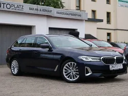 Blau Gebraucht 2021 BMW 540 Luxury Line Limousine | 29.950 €