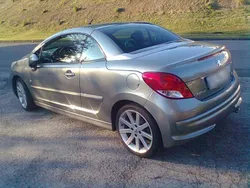 Grau Gebraucht 2010 Peugeot 207 CC Roland Garros Cabrio | 6.900 € (Teuer)