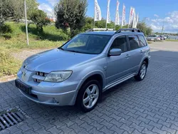 Grau Gebraucht 2005 Mitsubishi Outlander Intense SUV | 3.700 € (Fairer Preis)
