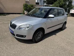 Grau Gebraucht 2009 Skoda Fabia Ambiente Kleinwagen | 3.299 € (Fairer Preis)