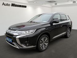 Schwarz Gebraucht 2020 Mitsubishi Outlander SUV | 23.890 € (Teuer)