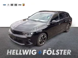 Lackierung schwarz perla nera/ Gebraucht 2024 Opel Astra Kombi | 26.990 € (Fairer Preis)