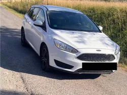 Weiß Gebraucht 2018 Ford Focus Kombi | 9.000 € (Fairer Preis)