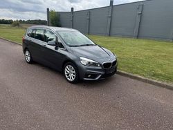Grau Gebraucht 2017 BMW 220 Gran Tourer Advantage Van / Kleinbus | 16.900 € (Guter Preis)