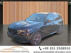Schwarz black saphir (metallic) Gebraucht 2024 BMW X5 Sport Line SUV | 75.980 € (Guter Preis)