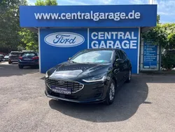 Schwarz Gebraucht 2023 Ford Focus Titanium Limousine | 22.900 € (Guter Preis)