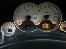 Silber Gebraucht 2006 Opel Corsa Edition Kleinwagen | 2.700 € (Guter Preis)