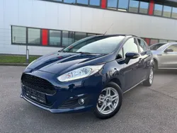 Blazerblau Gebraucht 2016 Ford Fiesta Celebration Kleinwagen | 5.500 € (Guter Preis)