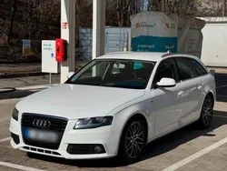 Weiß Gebraucht 2010 Audi A4 Kombi | 5.700 € (Superpreis)