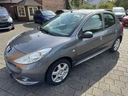 Grau Gebraucht 2011 Peugeot 206+ Kleinwagen | 3.999 € (Teuer)