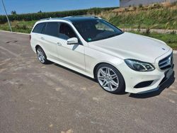 Weiß Gebraucht 2014 Mercedes E350 Limousine | 21.400 € (Etwas zu teuer)
