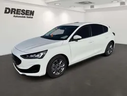 Weiss Gebraucht 2024 Ford Focus Titanium Limousine | 23.690 € (Superpreis)