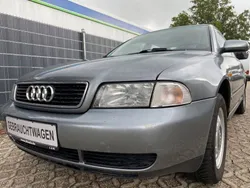 Grau Gebraucht 1998 Audi A4 Limousine | 699 € (Superpreis)