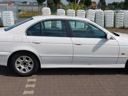 Weiß Gebraucht 2002 BMW 520 Limousine | 3.099 € (Fairer Preis)