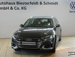 Manhattangrau (metallic) Gebraucht 2023 Audi A4 Advanced Kombi | 35.990 € (Fairer Preis)