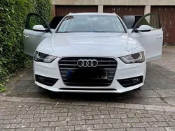 Weiß Gebraucht 2012 Audi A4 Ambiente Kombi | 8.400 € (Fairer Preis)