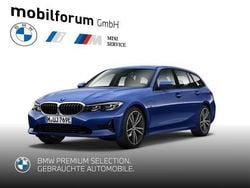 Blau Gebraucht 2022 BMW 330e M Sport Limousine | 35.412 € (Etwas zu teuer)