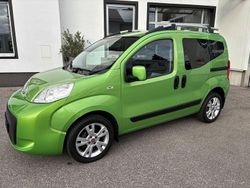 Grün Gebraucht 2013 Fiat Qubo Trekking Van / Kleinbus | 5.490 € (Teuer)