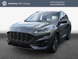 Grau Gebraucht 2023 Ford Kuga ST-Line SUV | 25.775 € (Guter Preis)