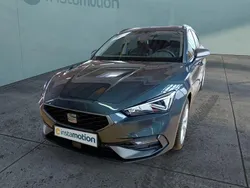 Grau Gebraucht 2024 Seat Leon Kombi | 28.399 € (Fairer Preis)