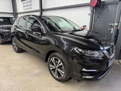 Schwarz Gebraucht 2018 Nissan Qashqai SUV | 11.885 € (Fairer Preis)
