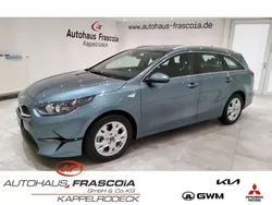 Grau Gebraucht 2024 Kia Ceed Sportswagon Comfort Kombi | 23.990 € (Superpreis)