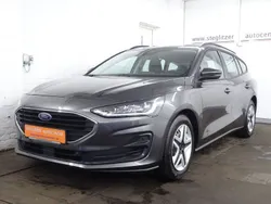Grau Gebraucht 2022 Ford Focus Cool & Connect Kombi | 18.700 € (Guter Preis)