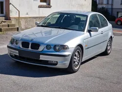 Silber Gebraucht 2001 BMW 316 Coupé | 1.000 €