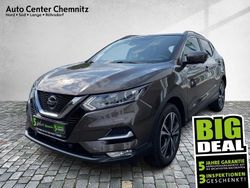 Chesnut bronze Gebraucht 2019 Nissan Qashqai 360º SUV | 17.711 € (Fairer Preis)