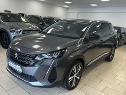 Grau lackierung platiniumgrau/metallic klarlack Gebraucht 2022 Peugeot 5008 Allure Van / Kleinbus | 21.400 € (Fairer Preis)