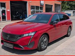 Rot Gebraucht 2024 Peugeot 308 Allure Kombi | 23.750 € (Superpreis)