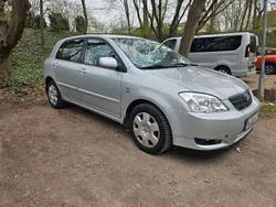 Grau Gebraucht 2003 Toyota Corolla Sol Limousine | 5.200 € (Fairer Preis)