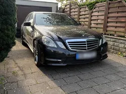 Schwarz Gebraucht 2012 Mercedes E250 AMG Limousine | 12.500 € (Fairer Preis)
