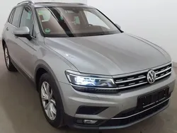 Silber Gebraucht 2018 VW Tiguan Highline SUV | 19.999 € (Guter Preis)
