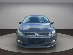 Grau Gebraucht 2015 VW Polo Limousine | 6.900 € (Fairer Preis)