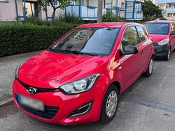 Rot Gebraucht 2012 Hyundai i20 Kleinwagen | 3.500 €