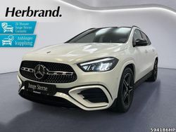 Unilack polarweiß Gebraucht 2024 Mercedes GLA180 AMG SUV | 39.990 € (Fairer Preis)