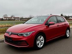 Rot Gebraucht 2021 VW Golf VIII Life Limousine | 19.800 € (Guter Preis)
