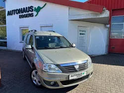 Grau Gebraucht 2011 Dacia Logan MCV Lauréate Kombi | 4.990 € (Teuer)