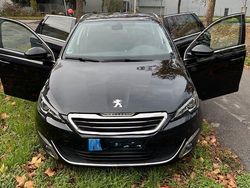 Schwarz Gebraucht 2014 Peugeot 308 Active Kombi | 6.950 € (Teuer)
