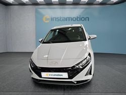 Weiß Neu 2025 Hyundai i20 Kleinwagen | 23.399 € (Teuer)