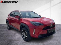 Rot Gebraucht 2024 Toyota Yaris Cross Team SUV | 27.999 € (Guter Preis)