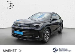 Deep black perleffekt Gebraucht 2024 VW Tiguan Goal SUV | 37.490 € (Superpreis)