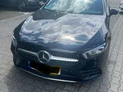 Schwarz Gebraucht 2020 Mercedes A180 AMG line Limousine | 25.200 € (Guter Preis)