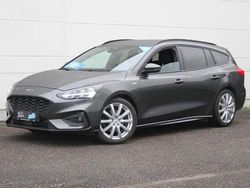 Magneticgrau (metallic) (metallic) Gebraucht 2020 Ford Focus ST-Line Kombi | 18.455 € (Fairer Preis)