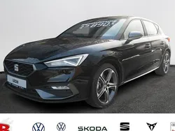 Schwarz Gebraucht 2024 Seat Leon FR Limousine | 30.860 € (Fairer Preis)