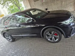 Schwarz Gebraucht 2024 VW Tiguan Allspace SUV | 37.600 € (Superpreis)