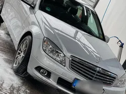 Grau Gebraucht 2010 Mercedes C220 Limousine | 10.000 € (Etwas zu teuer)