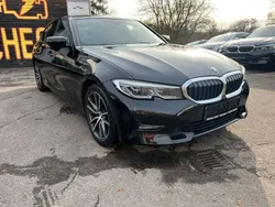 Schwarz Gebraucht 2020 BMW 320 Sport Line Limousine | 26.890 € (Teuer)